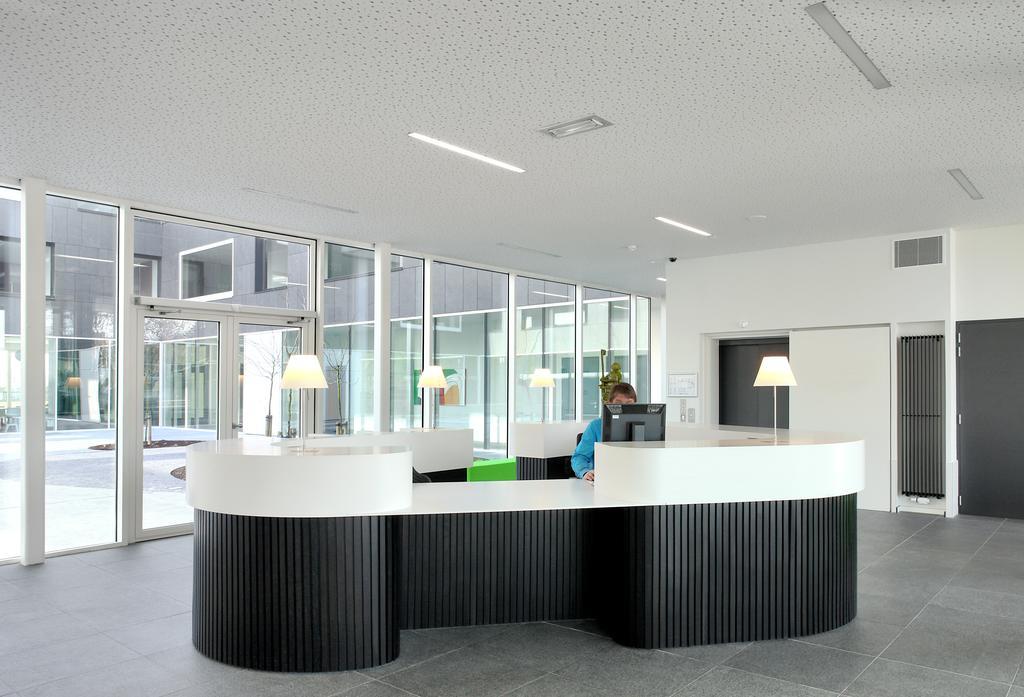 Hotel Middelpunt - Gratis Parking - Ontbijt Inbegrepen! มิดเดิลแกร์เกอ ภายนอก รูปภาพ