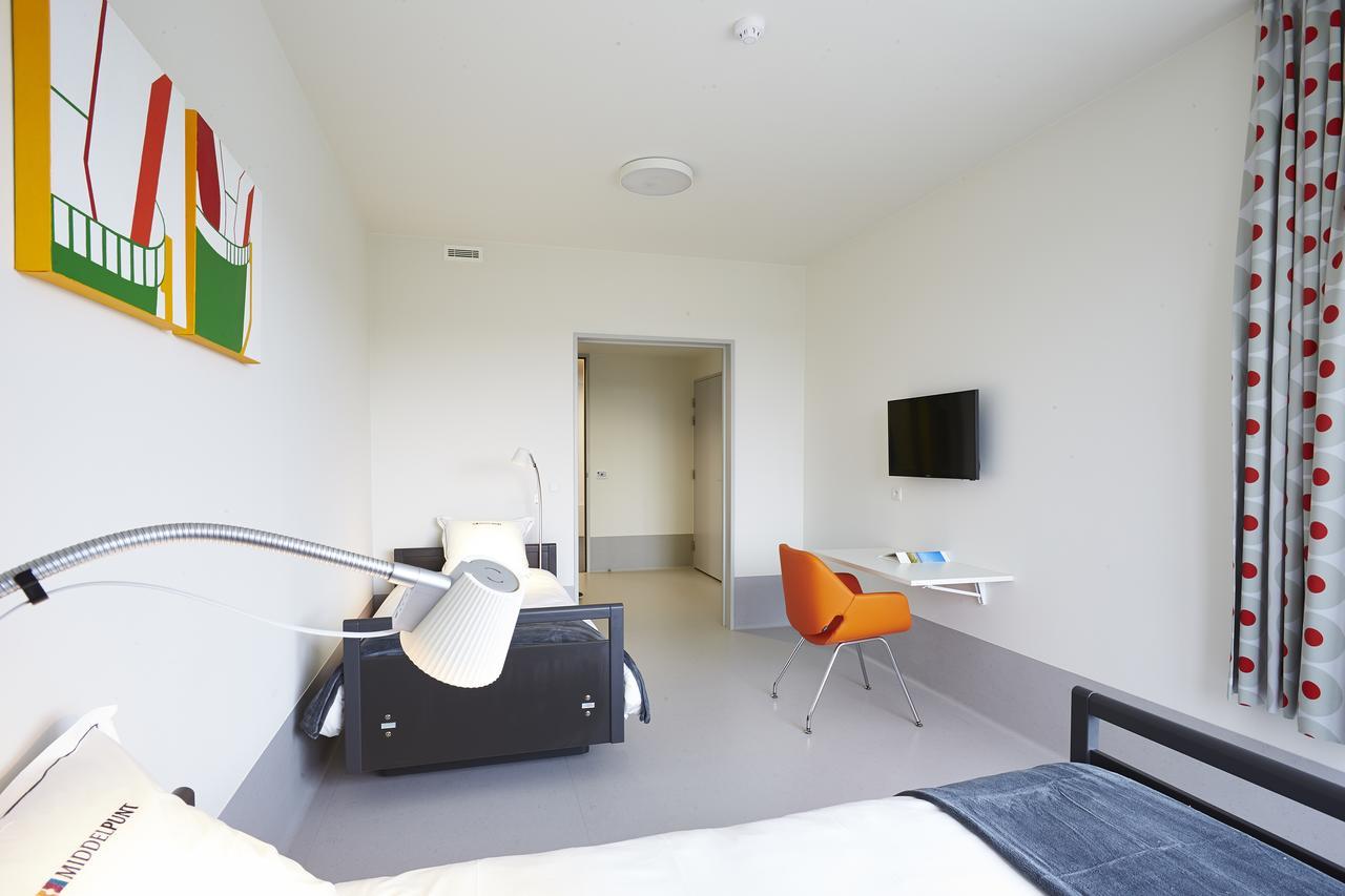 Hotel Middelpunt - Gratis Parking - Ontbijt Inbegrepen! มิดเดิลแกร์เกอ ภายนอก รูปภาพ